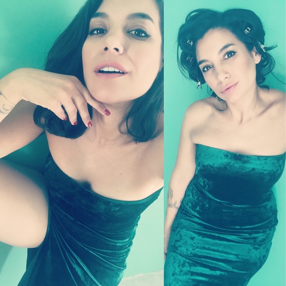 Meet your Posher - Picture 7 of 9